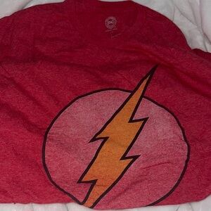 DC Comics Flash Graphic Tee. Size L